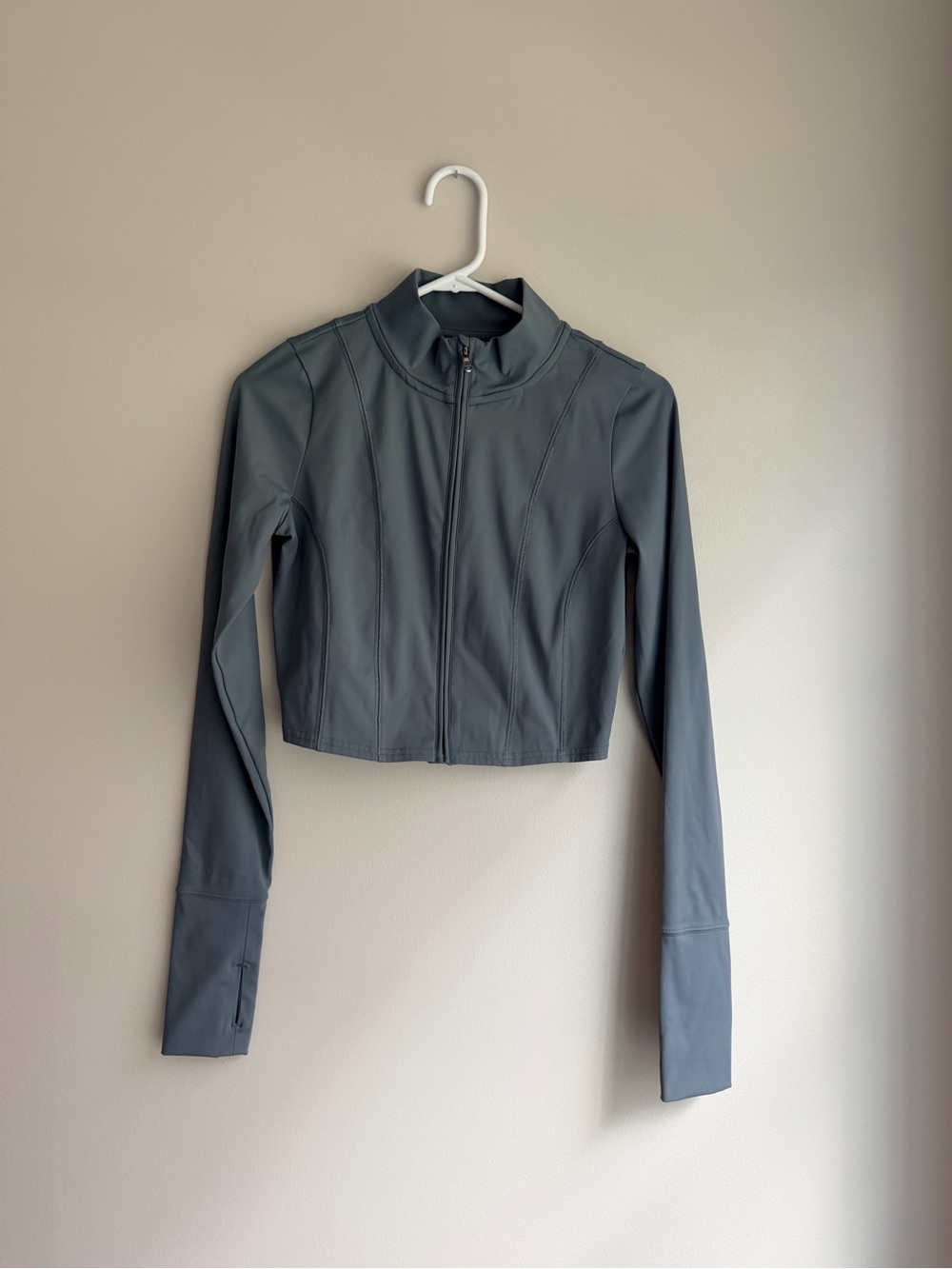 Hollister Gilly Hicks Women’s Slate Gray Cropped Zip-Front Athletic Jacket